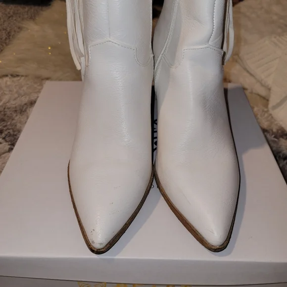 Beast Fringe Booties White 7.5 - Picture 2 of 5